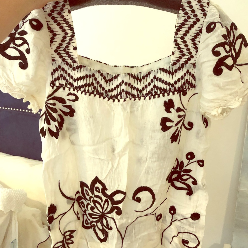Tyler Boe black and white womens Embroidered Top